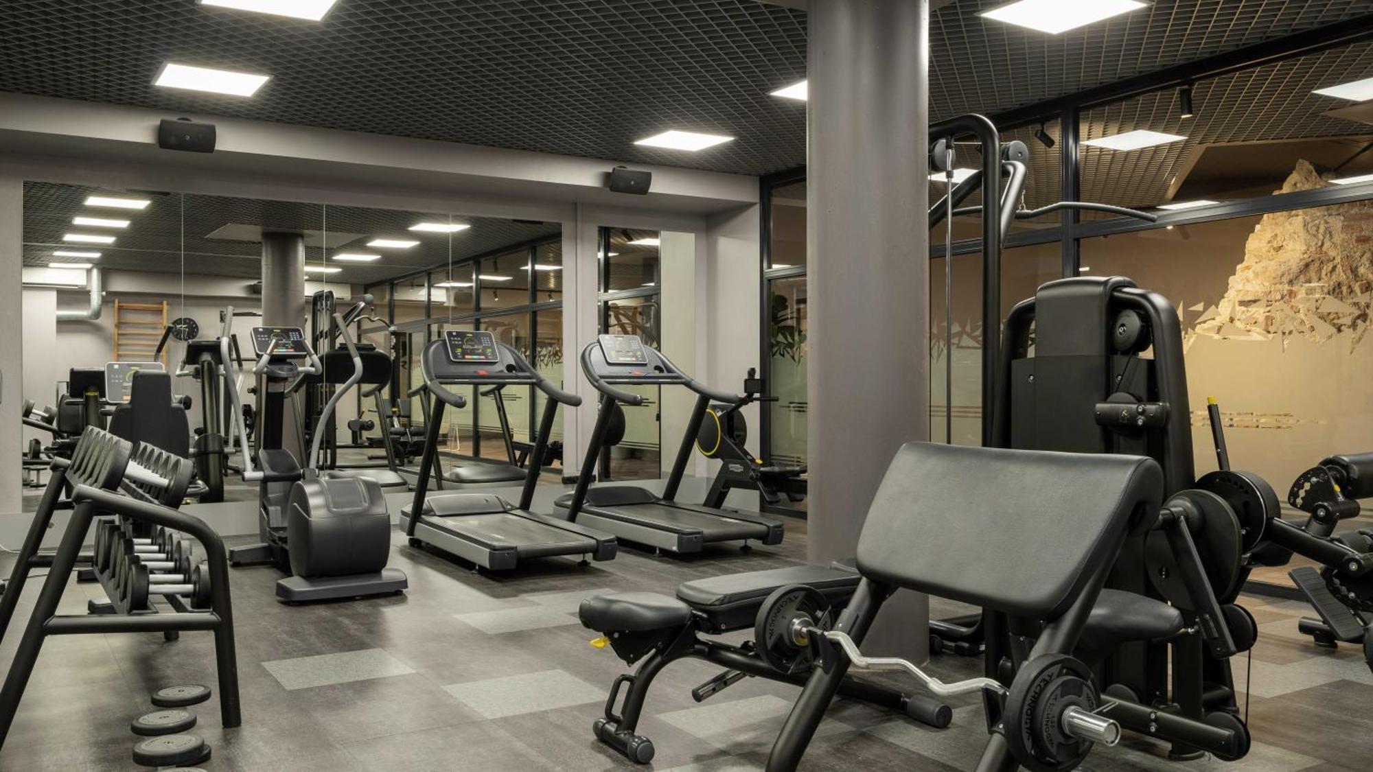 Wellton Riverside Spa Hotel Riga Bagian luar foto