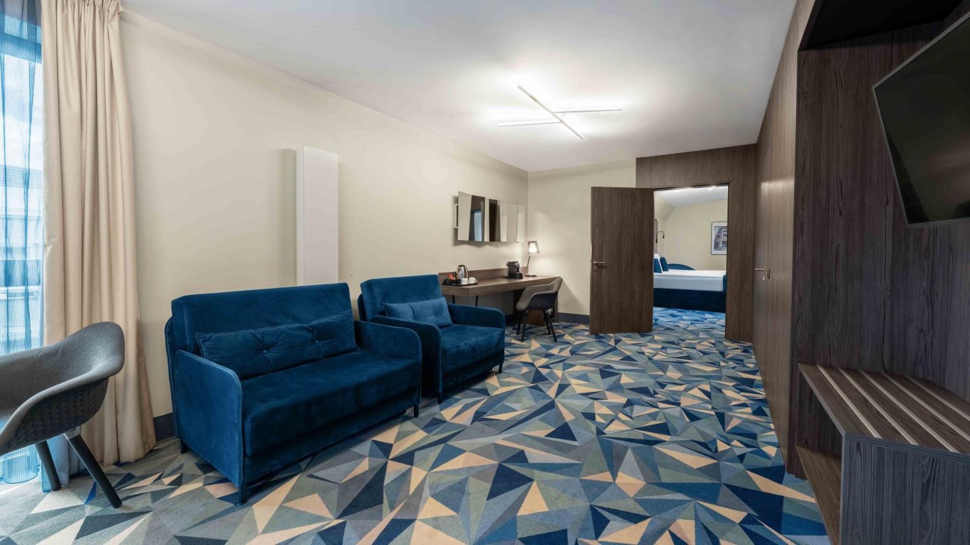 Wellton Riverside Spa Hotel Riga Bagian luar foto