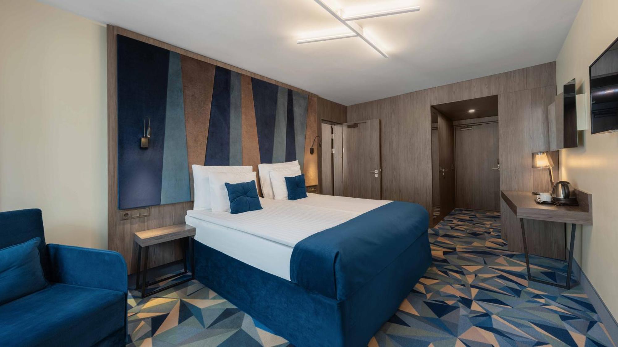 Wellton Riverside Spa Hotel Riga Bagian luar foto