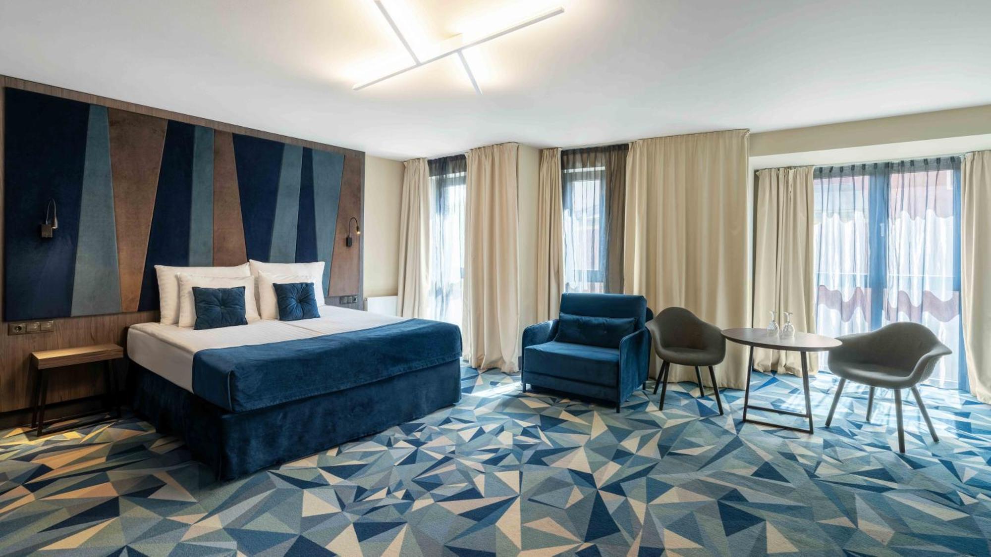 Wellton Riverside Spa Hotel Riga Bagian luar foto