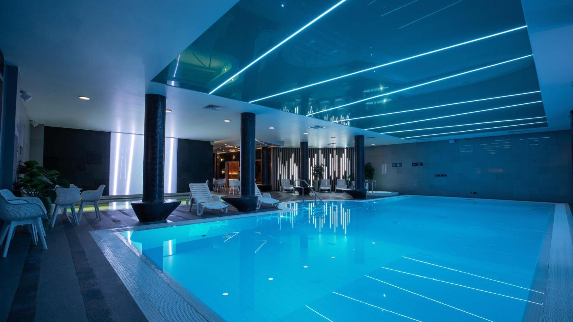 Wellton Riverside Spa Hotel Riga Ruang foto